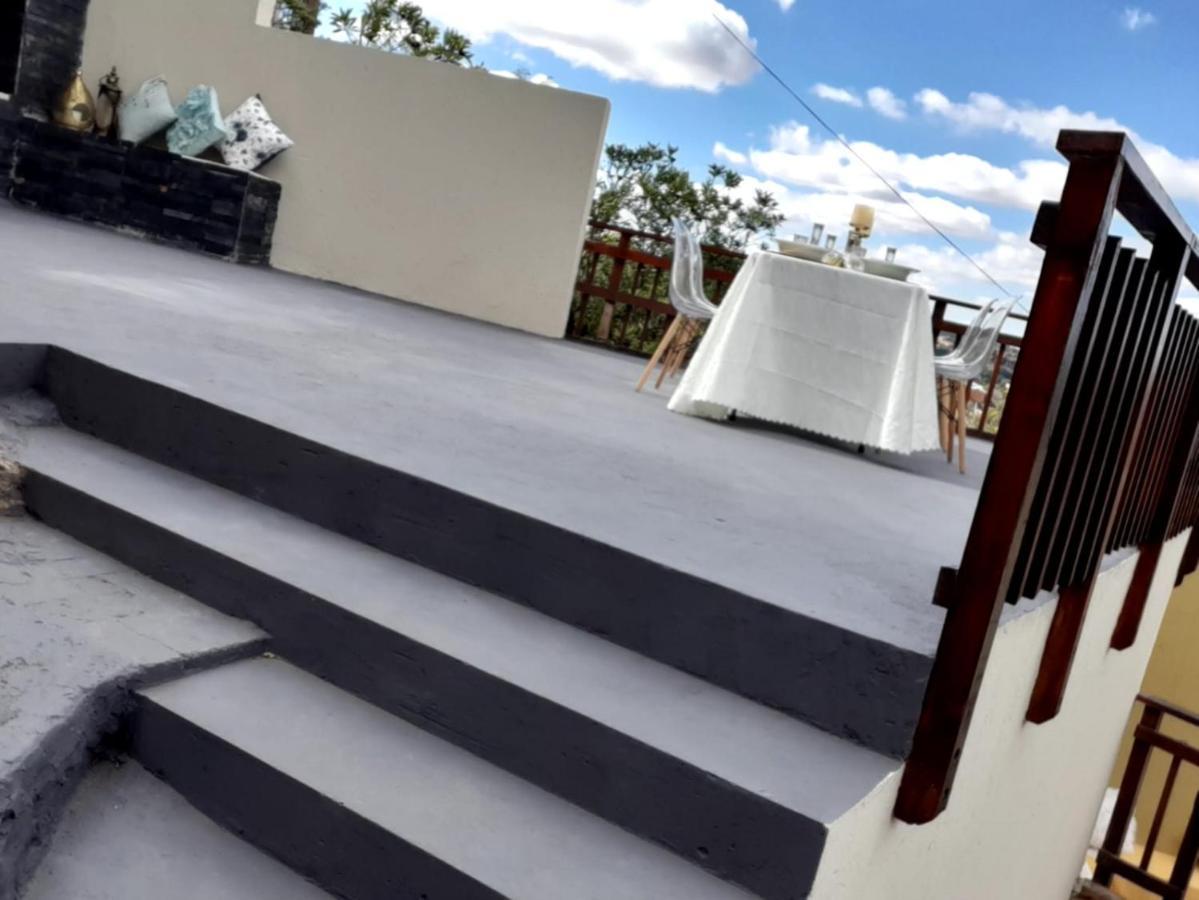 The Throne Apartment Johannesburg Exterior photo